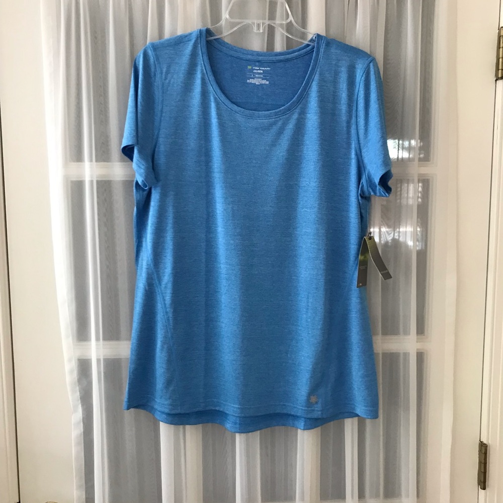 NWT TEK GEAR SWEAT WICKING TOP